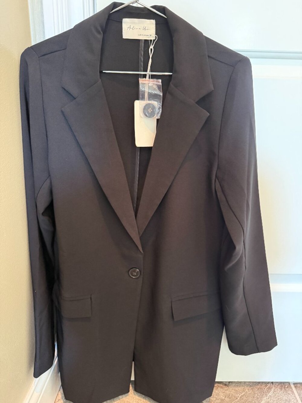 Women's Black Blazer - New with tags